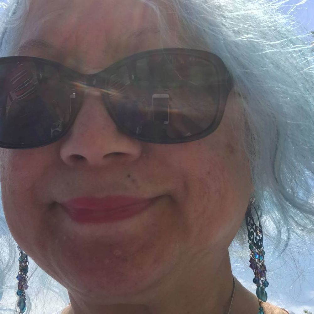 Meet your Posher, Moki